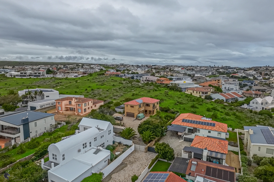4 Bedroom Property for Sale in Myburgh Park Western Cape